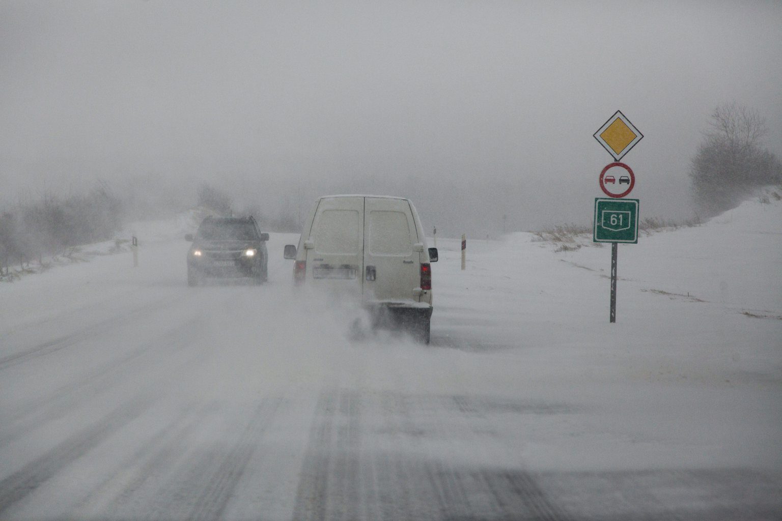 Hófúvás miatt elsőfokú riasztást adtak ki
