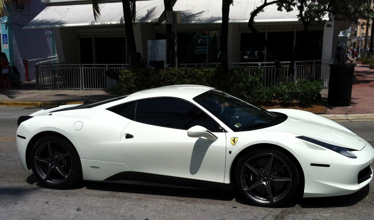 Egymás után találják a Ferrarikat Budapesten