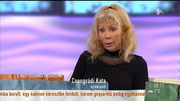 Elhunyt férjétől kap tanácsokat Csongrádi Kata 1