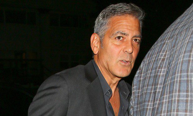 Gyászolva készül az apaságra George Clooney