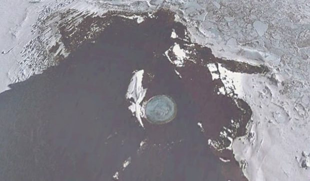 Rejtélyes dolog bukkant elő az Antarktisz olvadó jege alól