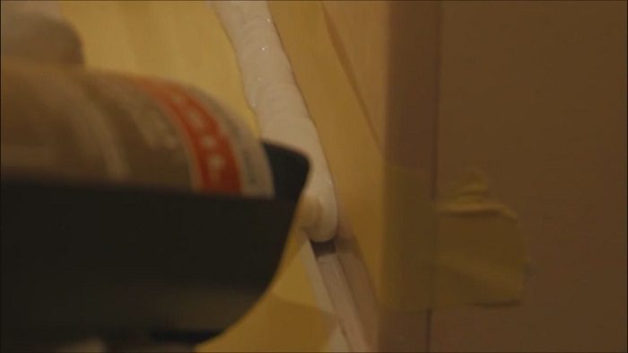 Hogyan tömítheted a kád és a csempe közötti hézagot - itt a megoldás!