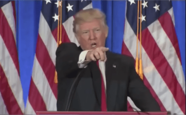 Donald Trump: a CNN álhíreket terjeszt, a Buzzfeed egy halom szemét!