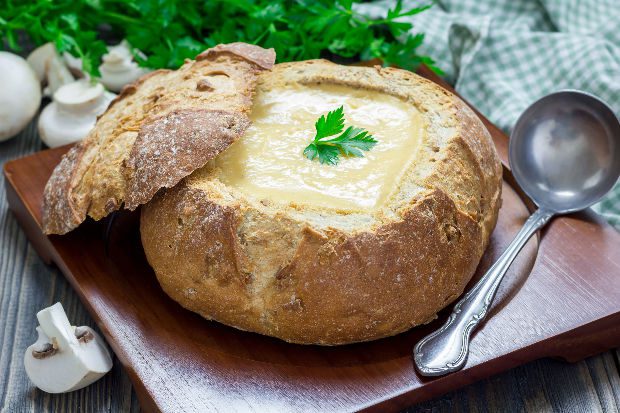 Cipóba bújt forró levesek 1