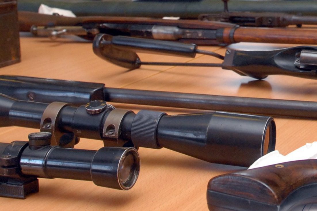 Hatalmasat kaszálnak a nagyhatalmak a fegyverkereskedelemmel