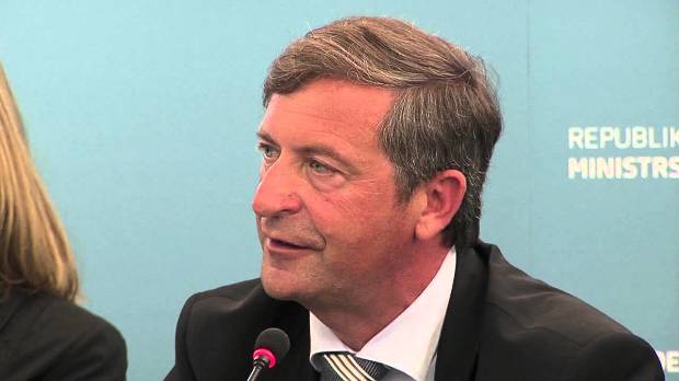 Készülnek a szlovénok, 3 millió migráns akar rajtuk átmasírozni