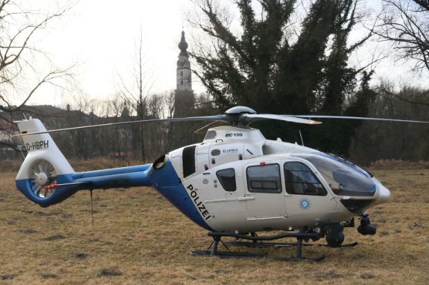 Mentőkutyákkal, helikopterrel keresik az eltűnt magyar nőt Ausztriában