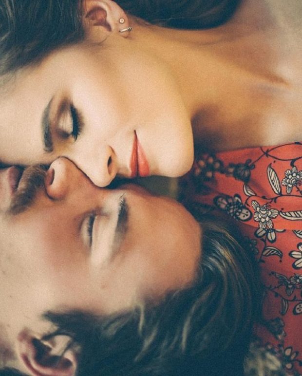 Ne Valentin-napon szeress! Évente 365 napod van rá...!