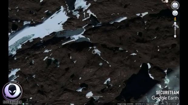 Sokkot kaptak a tudósok: idegen űrhajó tűnt fel az Antarktiszon