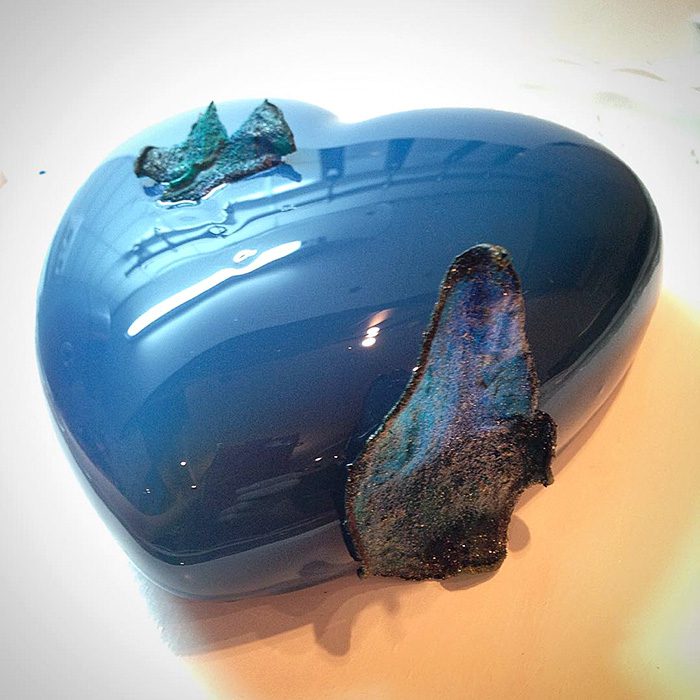 Elképesztő tükörsima márványtorták