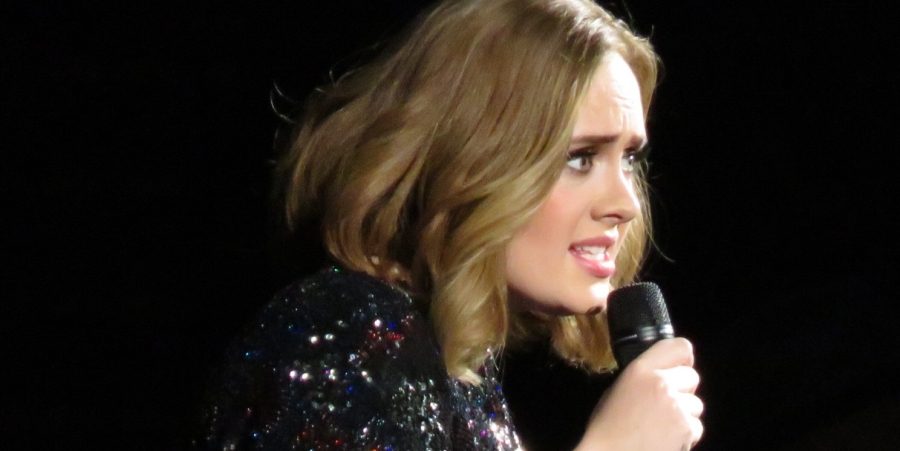 Meglepő bejelentést tett Adele egy koncerten