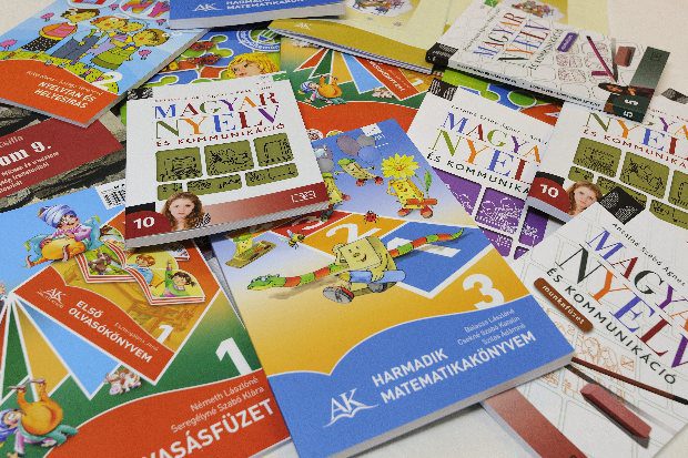 Nagy gondban a magyar szülők Érthetetlen a gyerekek beszéde 1