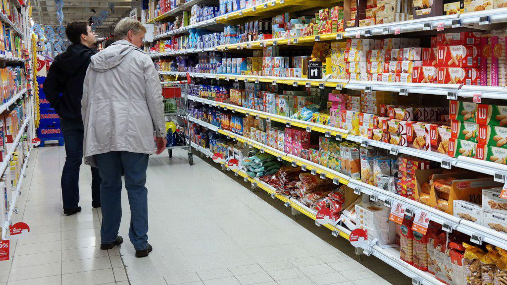 Összefogott a keleti blokk a multik silány minőségű élelmiszerei ellen