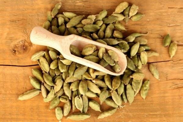 Állandó fejfájással és gyakori puffadással küzdesz? Ez a fűszer megoldja a problémát