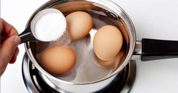 Húsvéti trükk: ezt tedd a tojás főzővizéhez, hogy tökéletes legyen