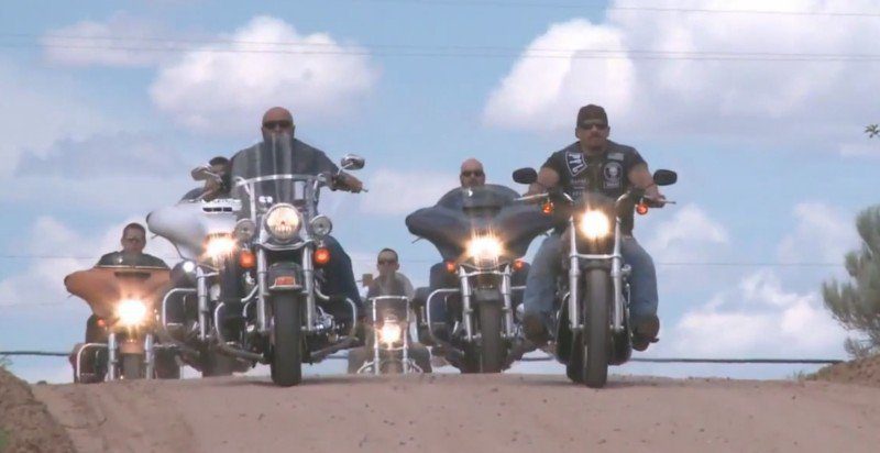 A motoros banda bekopogtatott az ajtón, az 5 éves lány miatt… szinte hihetetlen, ami ezután következett! - VIDEÓ