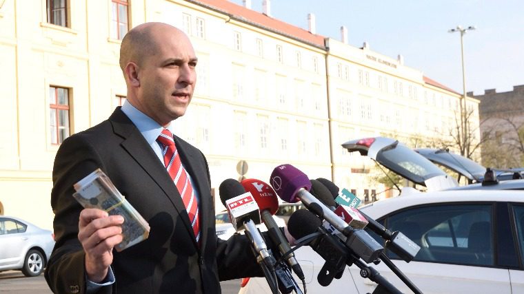 Szeviép-ügy: feljelentés egy leányvállalat ügyében