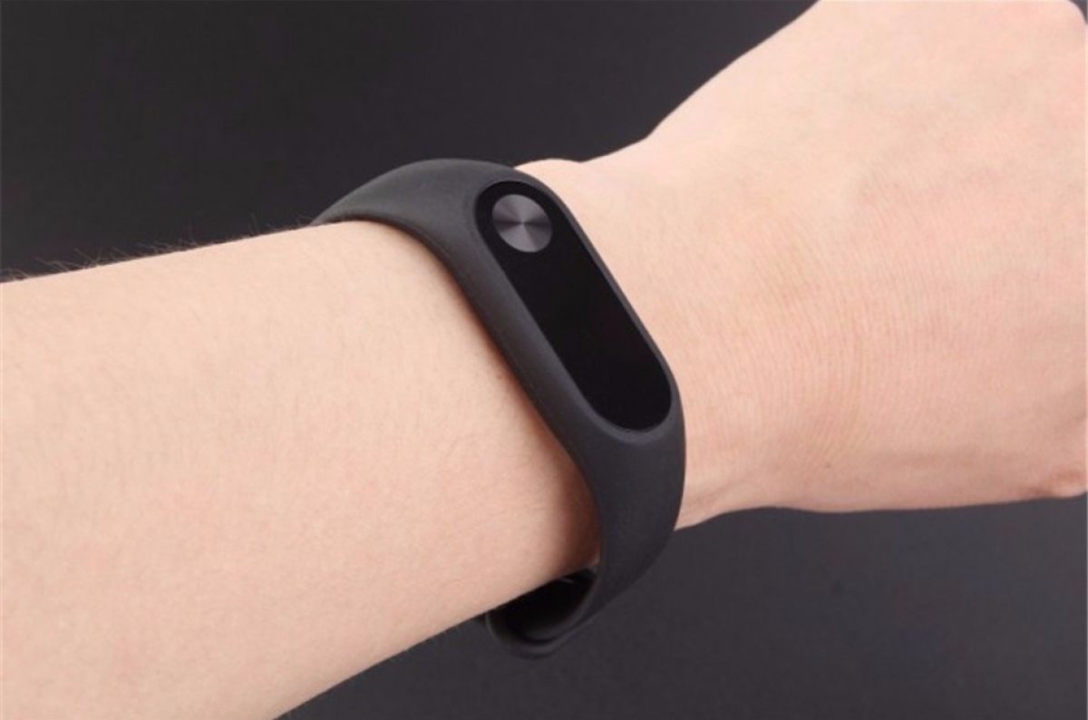 Egy nő életét megmentette az olcsó okos karkötő