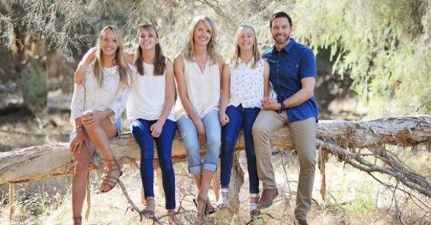 Gyilkolt a fehér cápa, szörnyethalt a szörfös tinilány