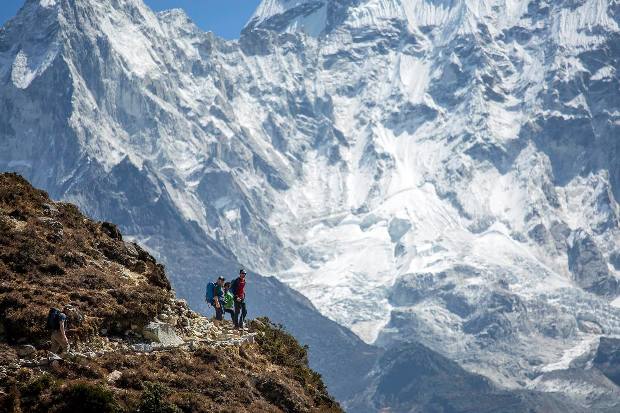Hatalmas pánik, elvesztette társait a Mount Everesten a magyar sztár