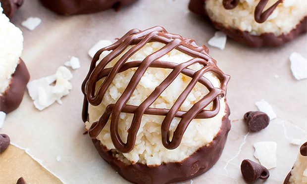 Kókuszos mascarpone bomba csorgatott csokival 1