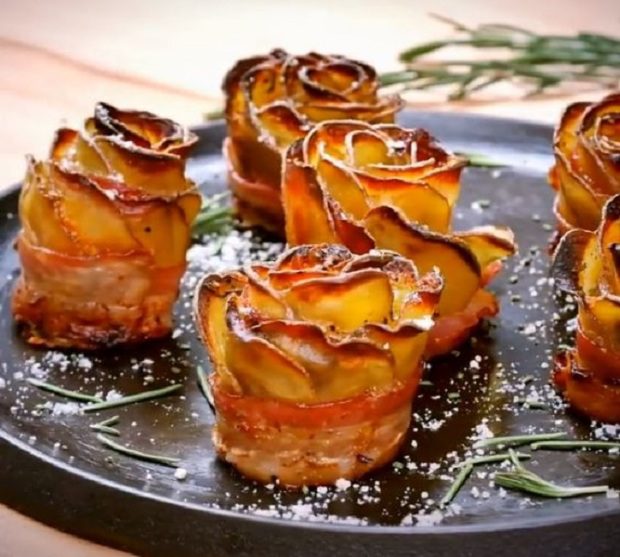 Szalonnás krumplirózsa