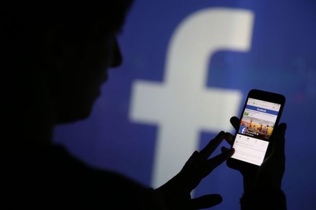 Több tízezer ember profilját törli a Facebook - A tiéd is áldozatul esik?