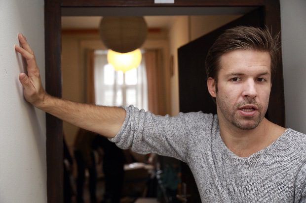 Újabb támadás érte Sebestyén Balázst, ez már háború