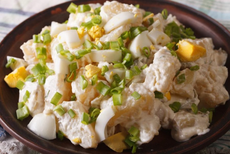 A világ legkrémesebb burgonyasalátája