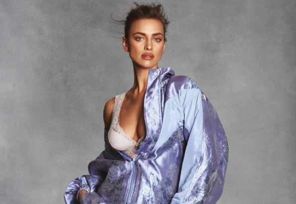 Döbbenet: a világhírű modell így néz ki egy hónappal szülés után