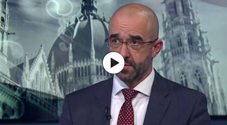 Kovács: Nem képezheti alku tárgyát, hogy Magyarország kit enged be