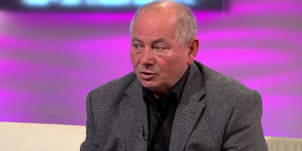 Adóssága betegítette meg Usztics Mátyást?