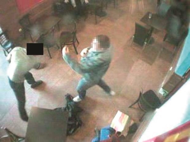 Brutális verekedés, a pincérnő járt meg