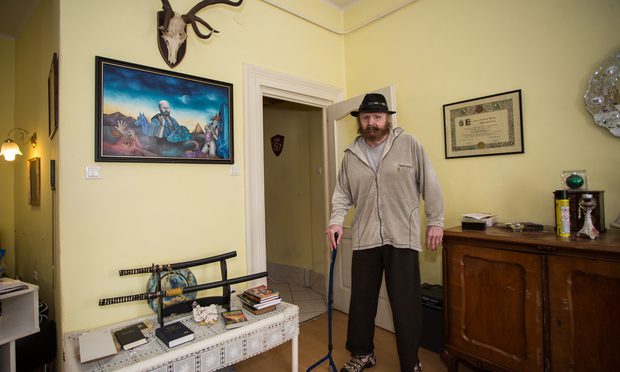 Így néz ki Som Lajos otthona csótányok özönlötték el! 1