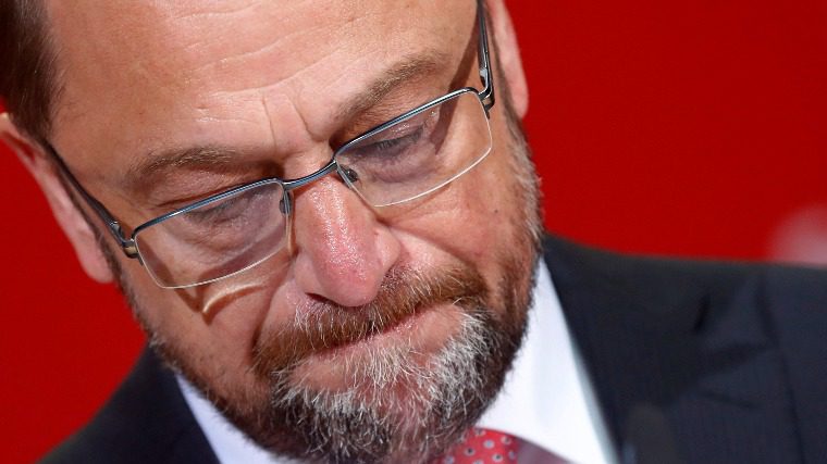 Történelmi győzelmet arattak Merkelék