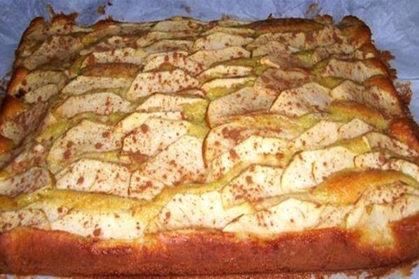 különleges bolyhos sütemény, ami azonnal a család kedvence lesz!