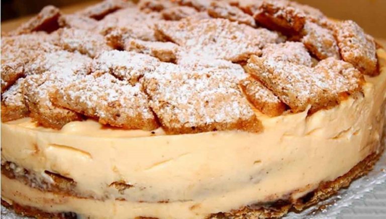 Káprázatos diótorta, liszt nélkül, citromos krémmel! Legszívesebben minden nap elkészíteném!