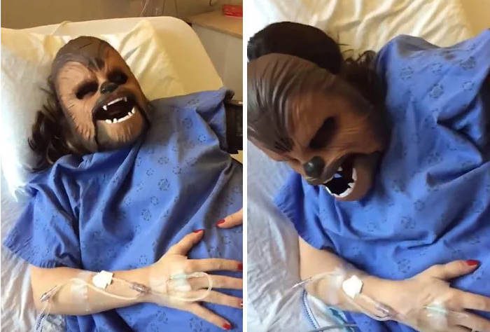 A szülés óriási fájdalmakkal jár, ilyenkor általában senki sem szokott nevetni... eddig! Nézd meg! - VIDEÓ