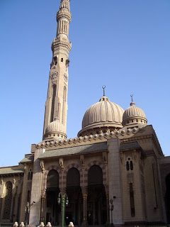 Az Iszlám Állam felrobbantotta a híres Nagy an-Núri mecsetet