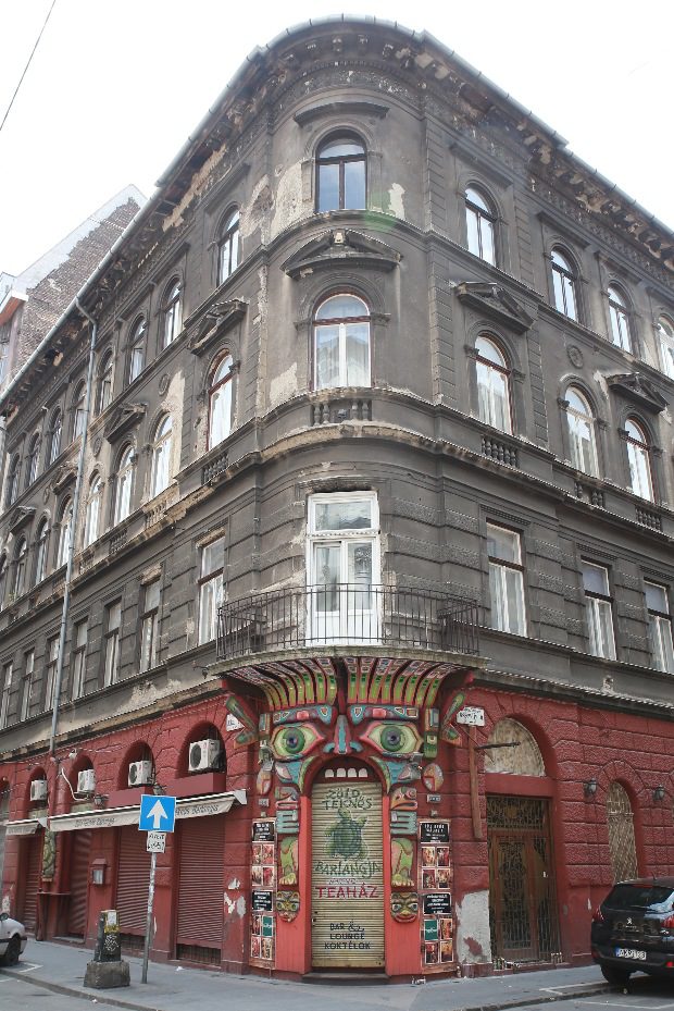 Dagad a botrány, kitálalt a barát! Kozso emberileg elviselhetetlen! 1