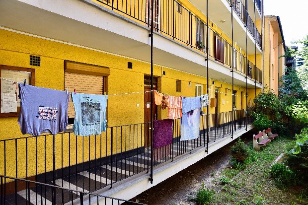 Szélhámos nőt üldöznek Pesten