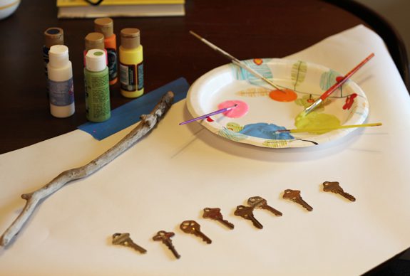 Készíts varázslatos szélcsengőt régi kulcsokból házilag