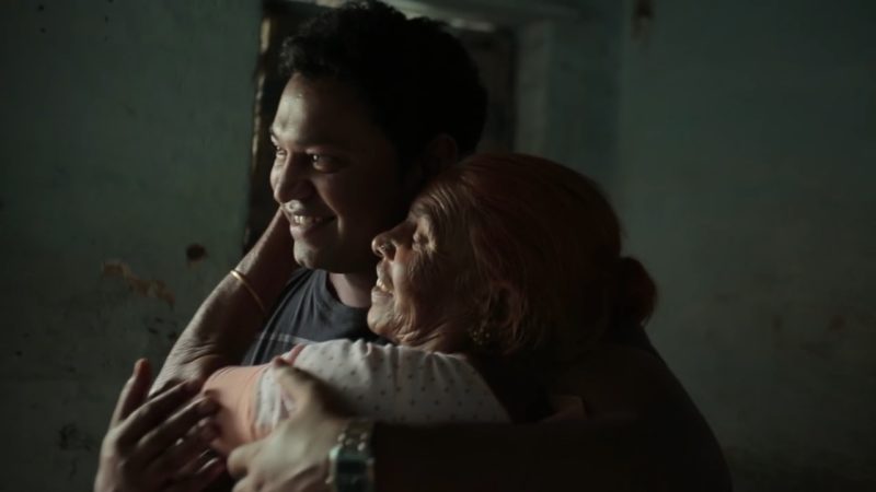 A 4 éves fiú eltűnik otthonról… 25 évvel később kopogtat az ajtón és a család sírva fakad 5