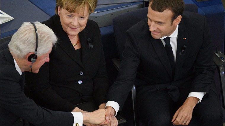 Ezrek búcsúztak a néhai kancellártól, Helmut Kohltól 5