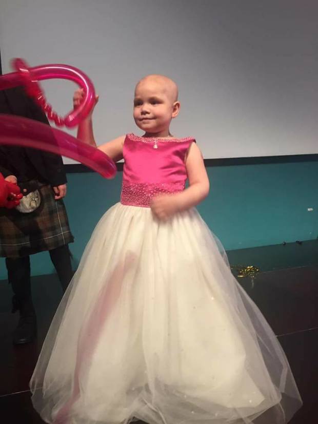 Fájdalmas tündérmese ezért ment férjhez az 5 éves kislány 1