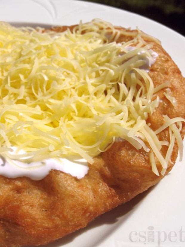 Így készül a legfinomabb nyári lángos 1