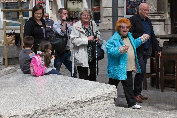 Elhunyt Lorán Lenke