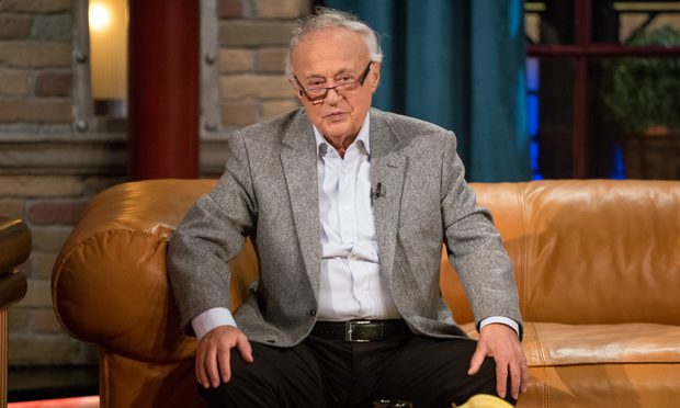 Nagy a baj: Mentő szállította kórházba Sas Józsefet!