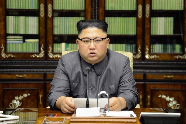 Kiadták a riasztást: rakétával emlékezik meg apjáról Kim Dzsongun
