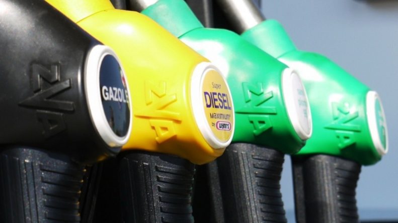 benzin árak europa press